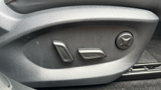 MG HS 1.5 T-GDI Trophy 5dr DCT Petrol Hatchback